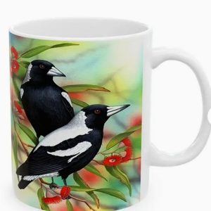 mUG WITH IMAGE OF MAGPIE